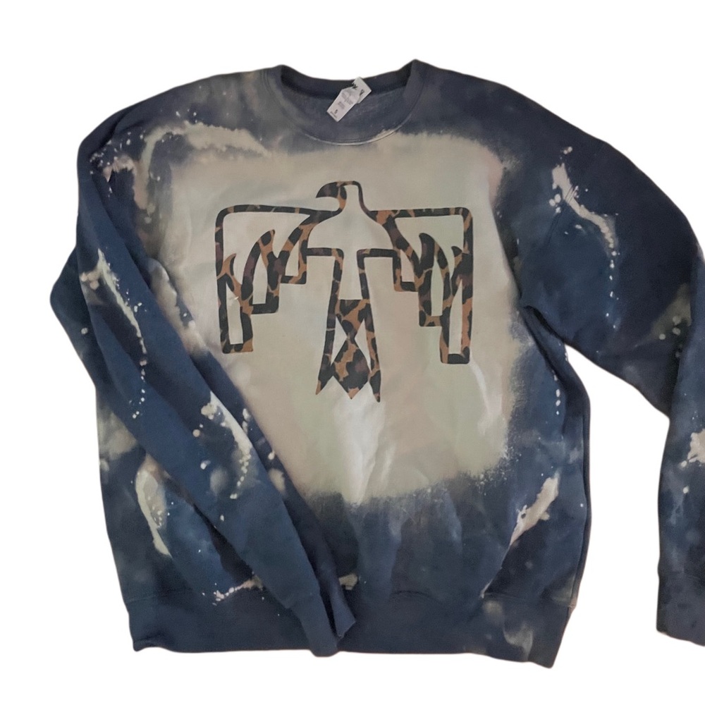 Cheetah Thunderbird Blue Bleach Wash Sweatshirt Small